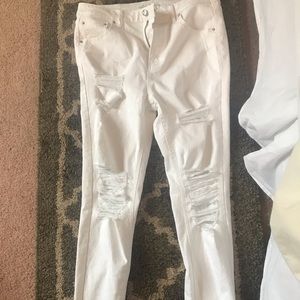 White ripped skinny jeans